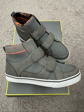 NIB Elements by Nina Roy Kids High Low Top Sneakers Shoes Gray Orange Strap 1 M